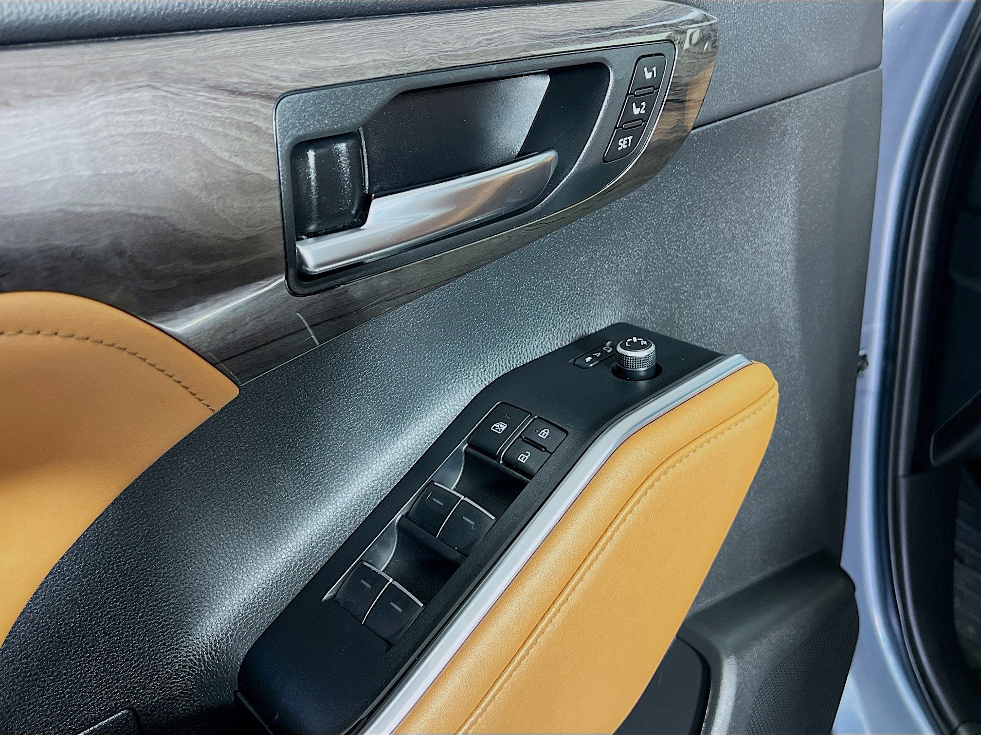 2024 Toyota Highlander Platinum