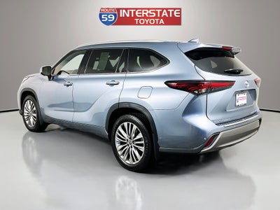 2024 Toyota Highlander Platinum