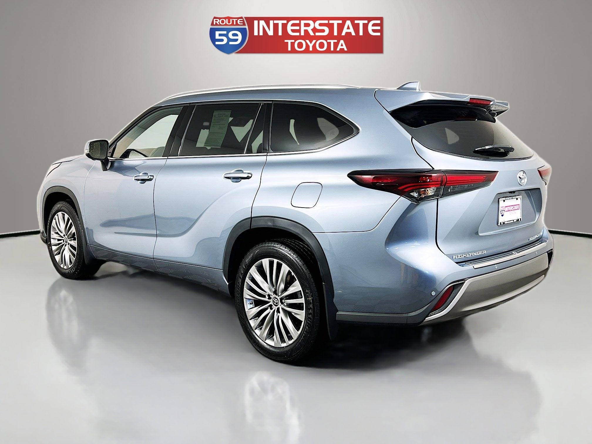 2024 Toyota Highlander Platinum