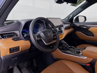 2024 Toyota Highlander Platinum