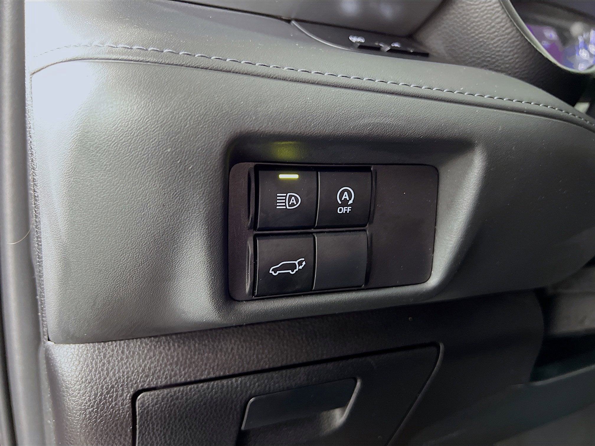 2023 Toyota Highlander Base