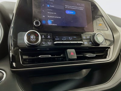 2023 Toyota Highlander Base