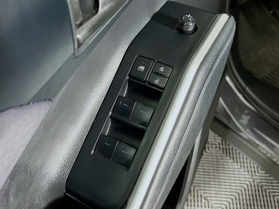 2023 Toyota Highlander Base