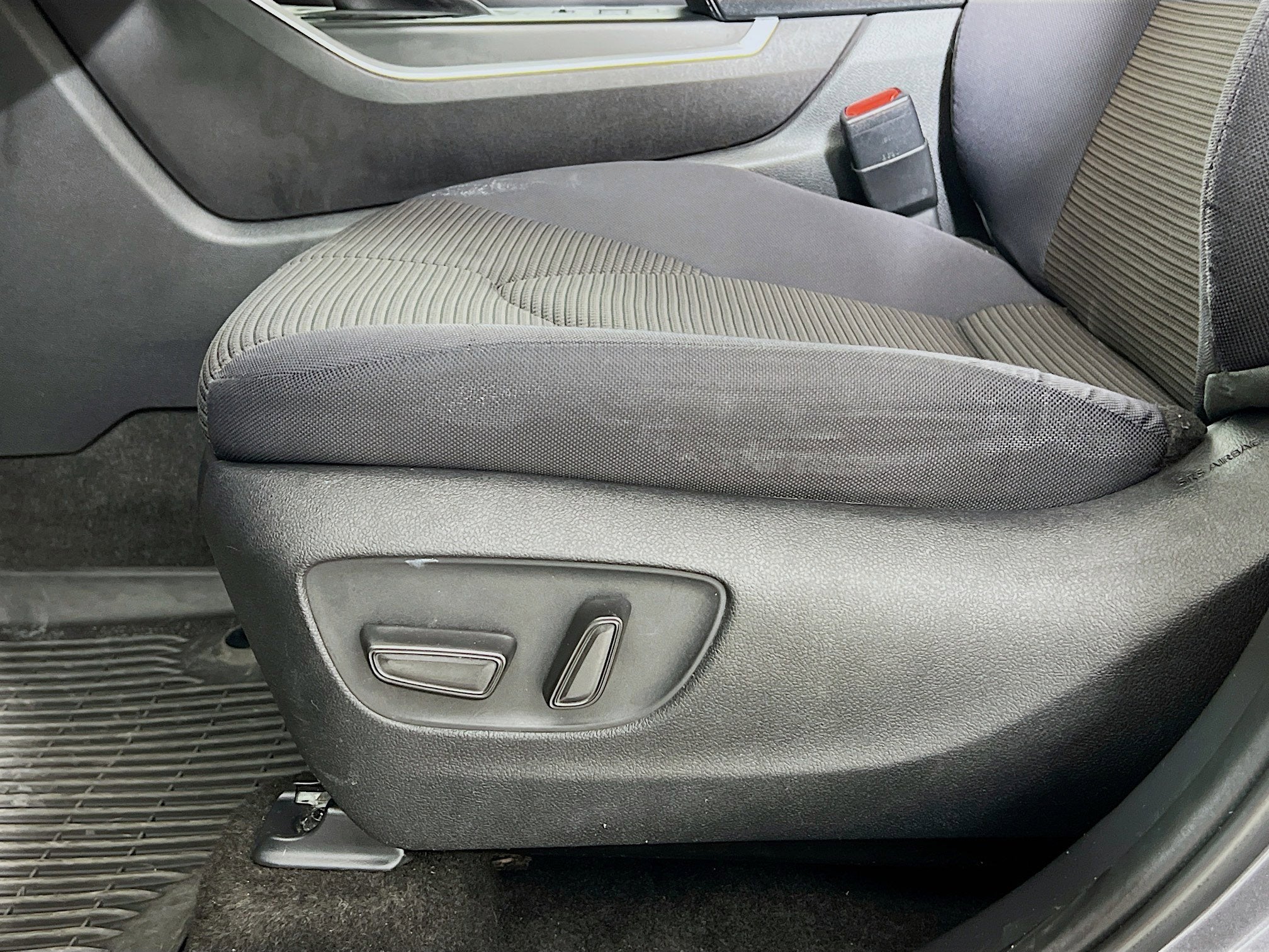 2023 Toyota Highlander Base