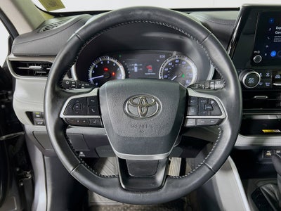 2023 Toyota Highlander Base