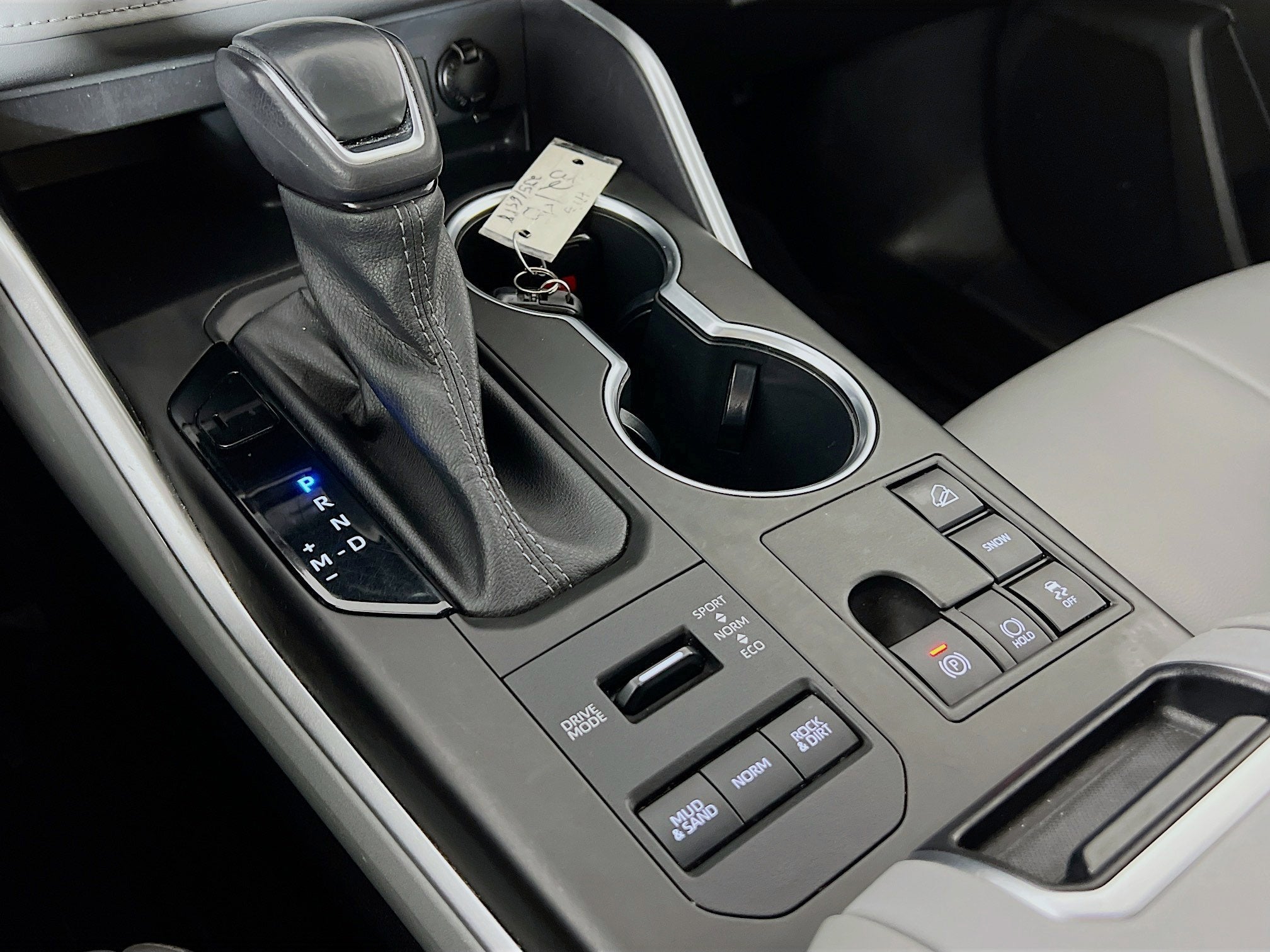 2023 Toyota Highlander Base