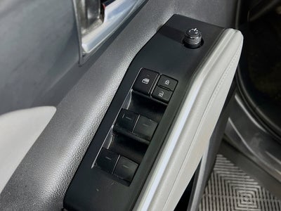 2023 Toyota Highlander Base