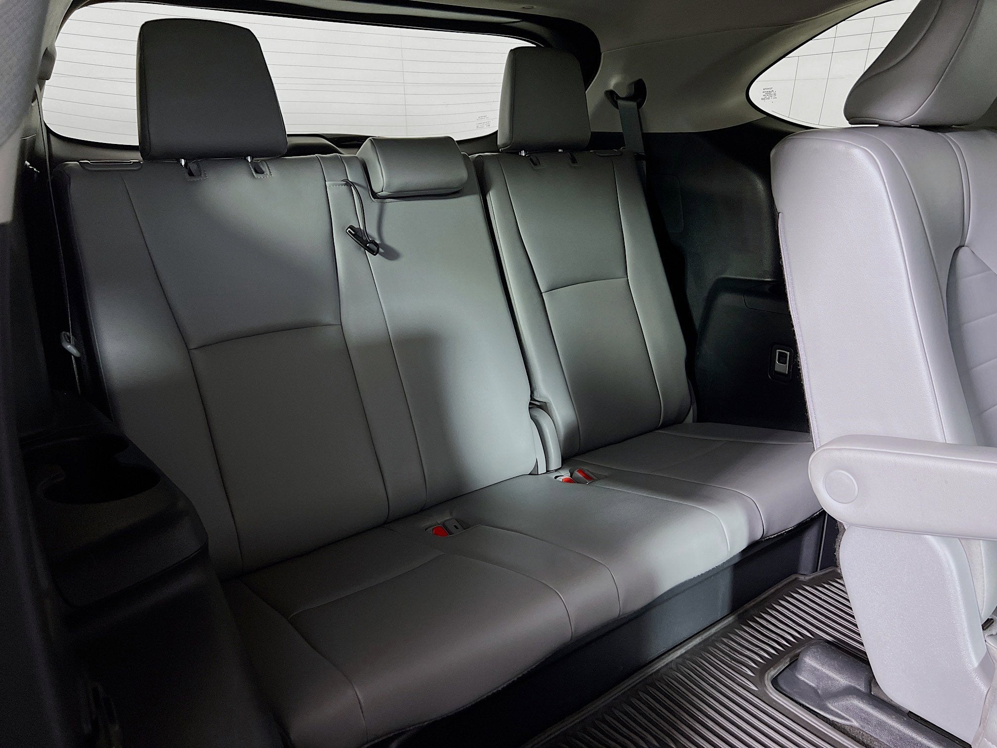 2023 Toyota Highlander Base