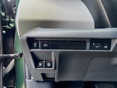 2024 Toyota Sienna LE