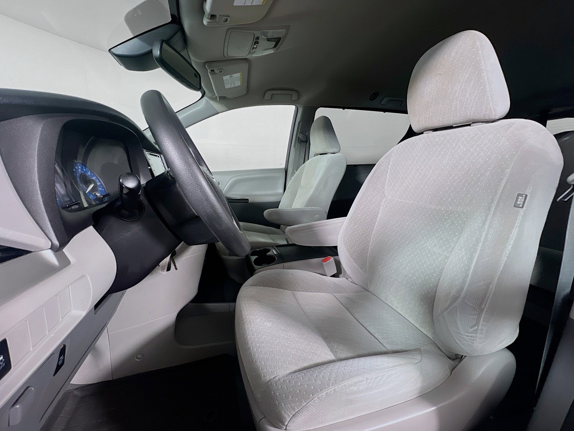 2020 Toyota Sienna Base