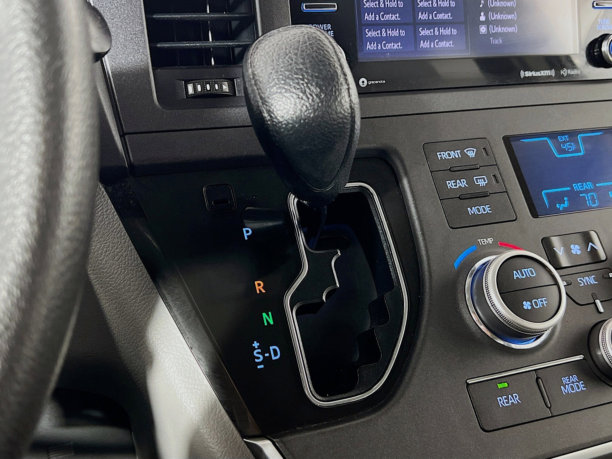 2020 Toyota Sienna Base