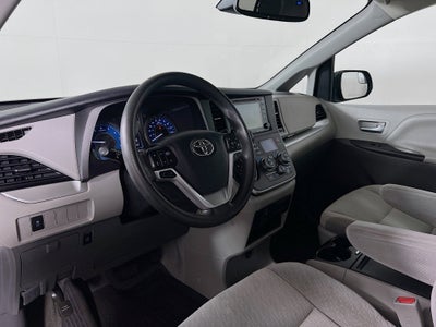 2020 Toyota Sienna Base