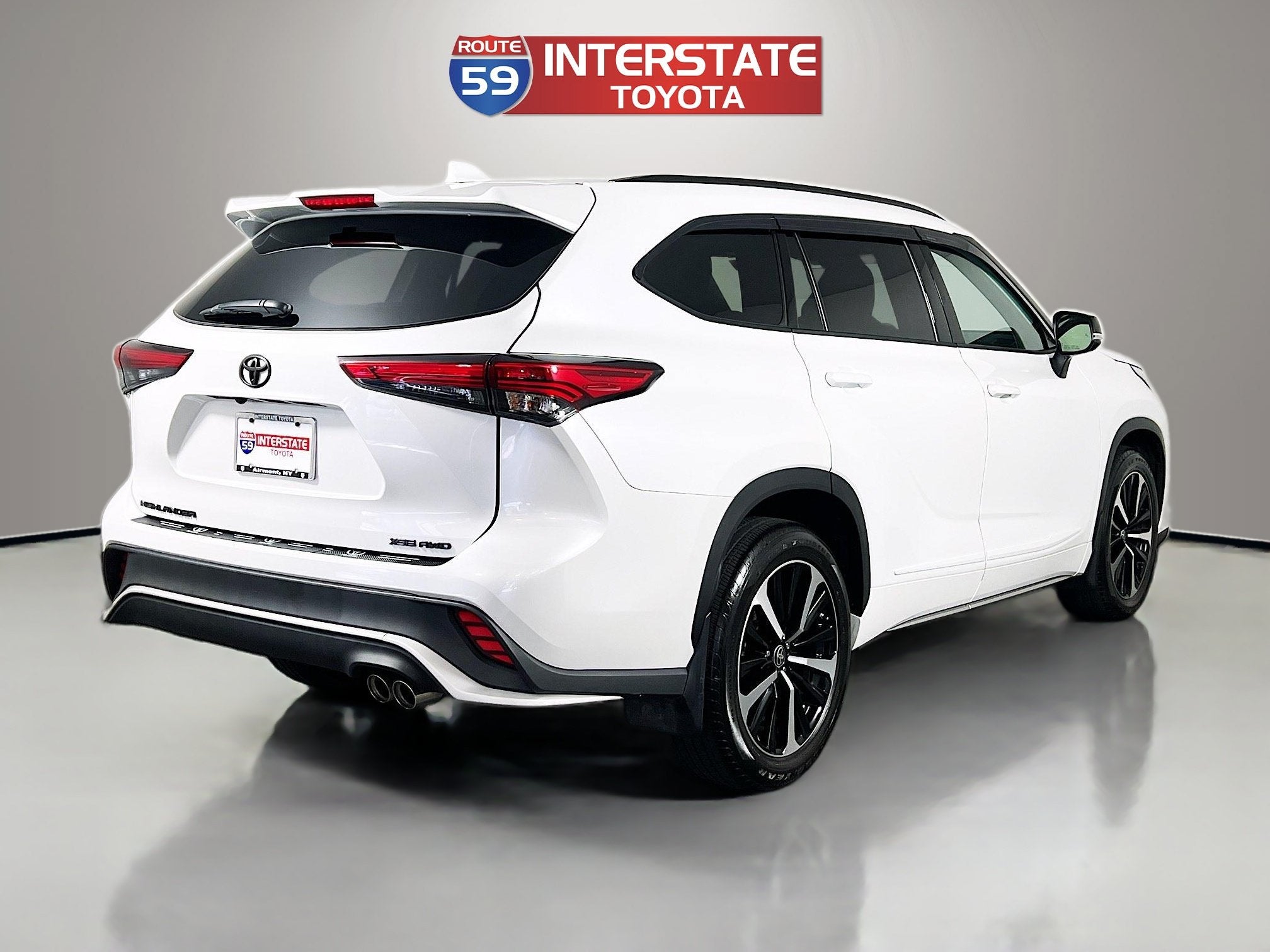 2022 Toyota Highlander XSE