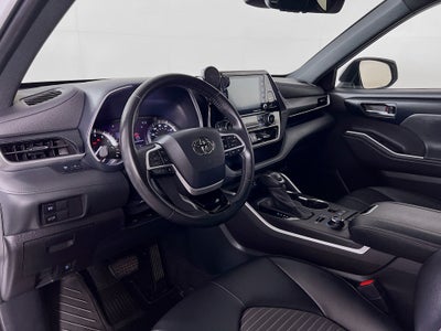 2022 Toyota Highlander XSE