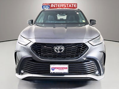 2022 Toyota Highlander XSE