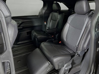 2025 Toyota Sienna Limited