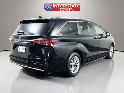 2025 Toyota Sienna Limited