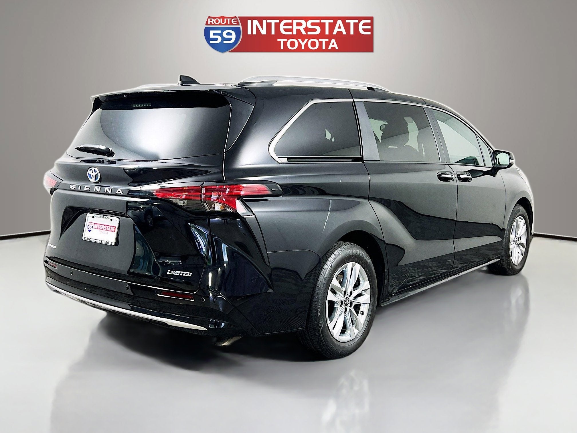 2025 Toyota Sienna Limited