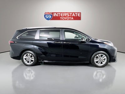 2025 Toyota Sienna Limited