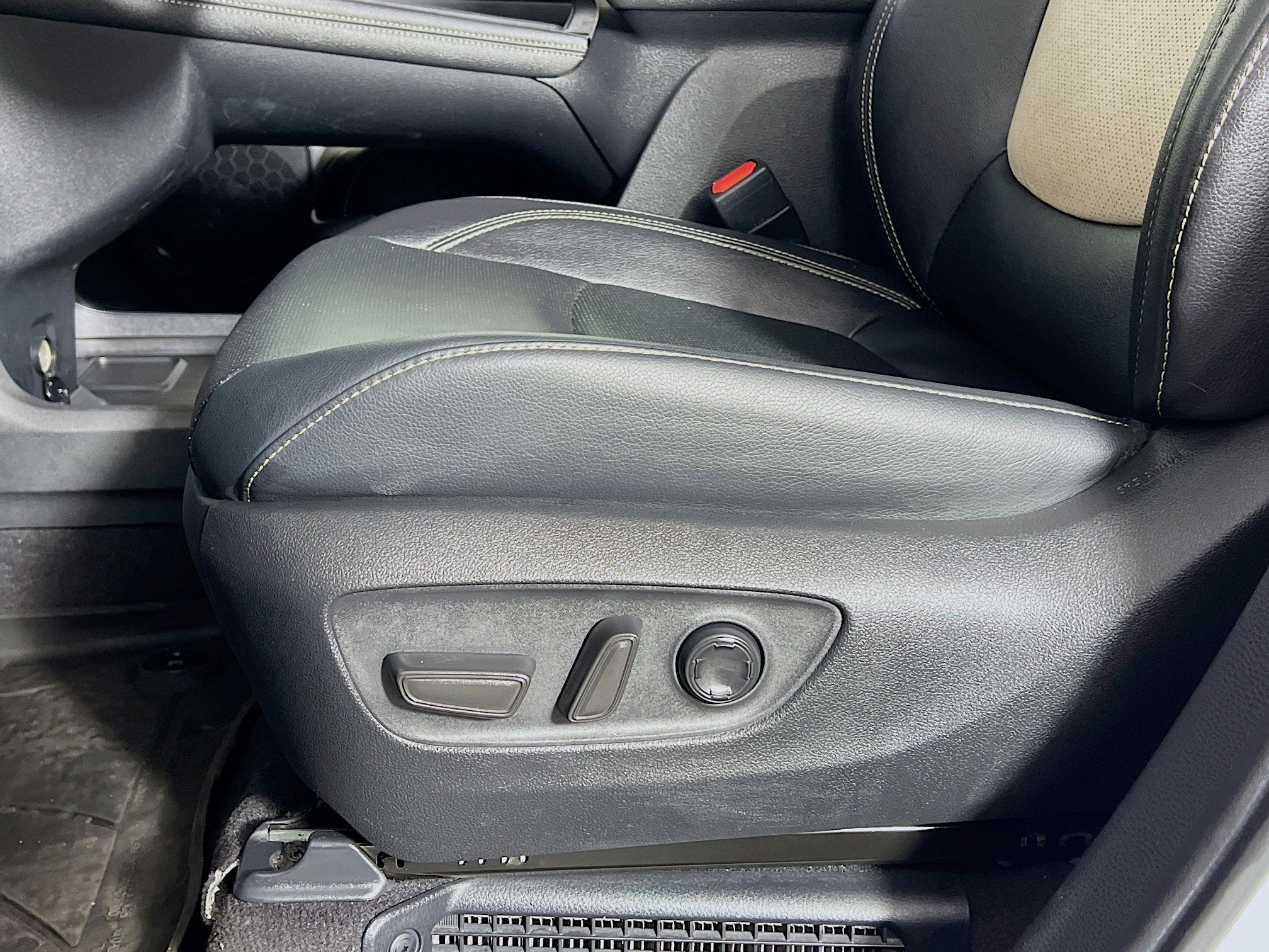 2025 Toyota Sienna Limited