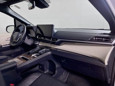 2025 Toyota Sienna Limited