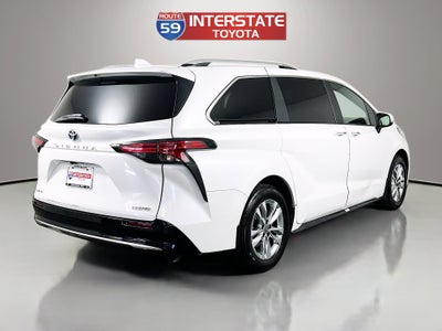 2025 Toyota Sienna Limited