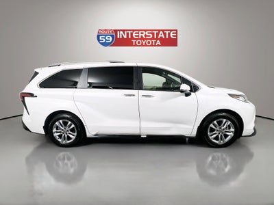 2025 Toyota Sienna Limited