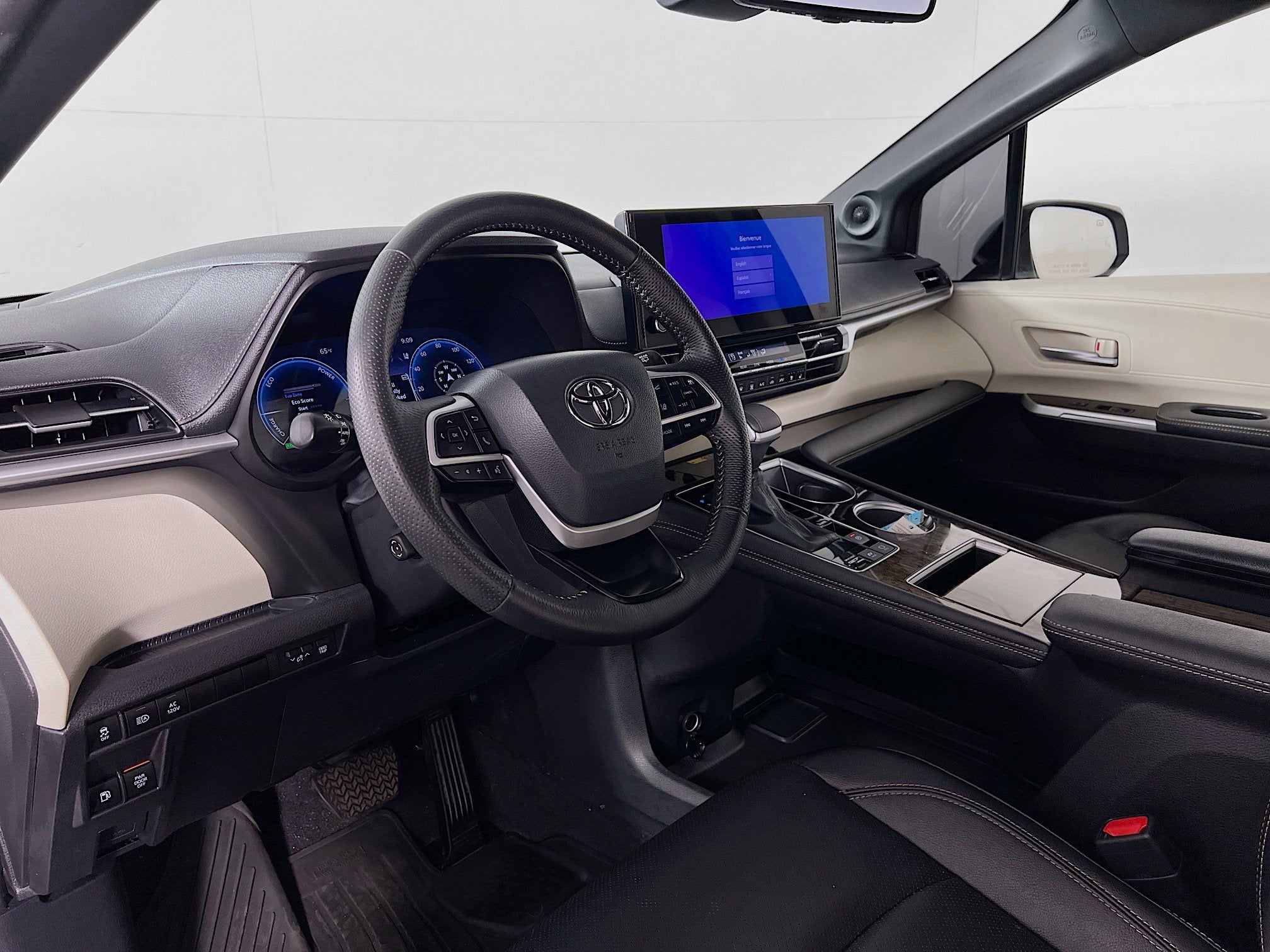 2025 Toyota Sienna Limited