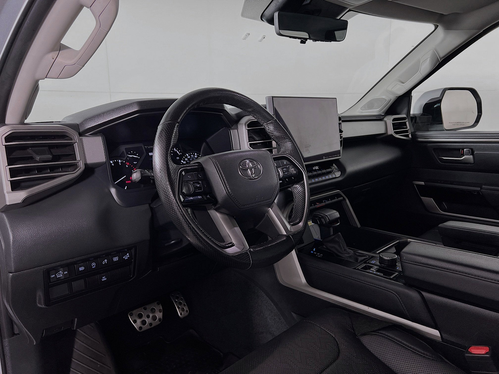 2023 Toyota Tundra 4WD Limited