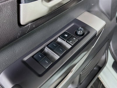 2024 Toyota Tundra 4WD SR5