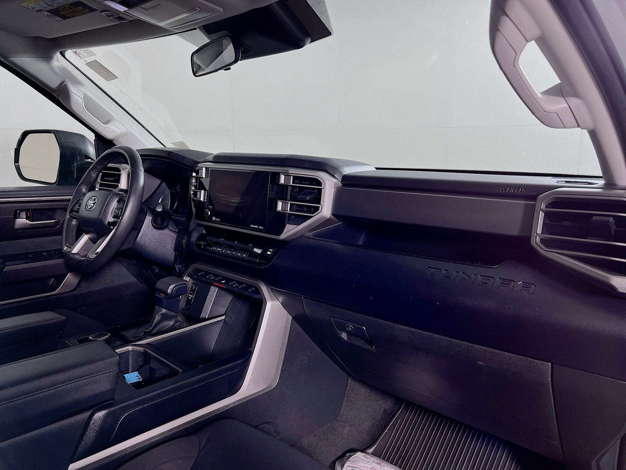 2024 Toyota Tundra 4WD SR5