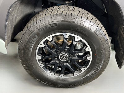 2024 Toyota Tundra 4WD SR5