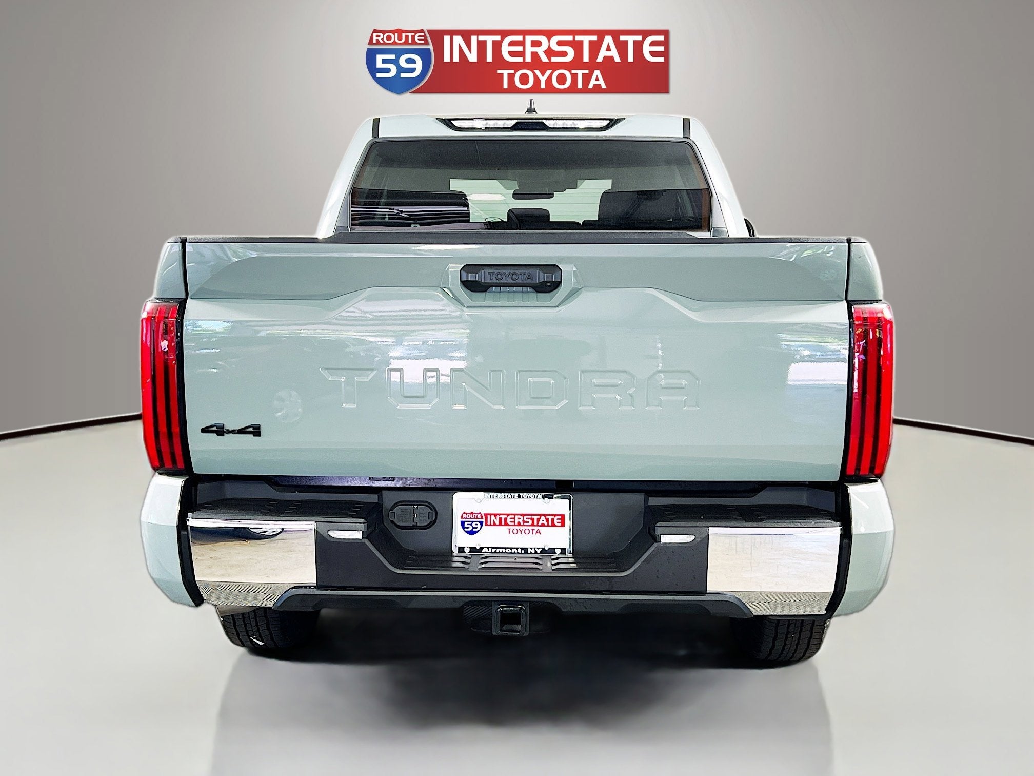 2024 Toyota Tundra 4WD SR5