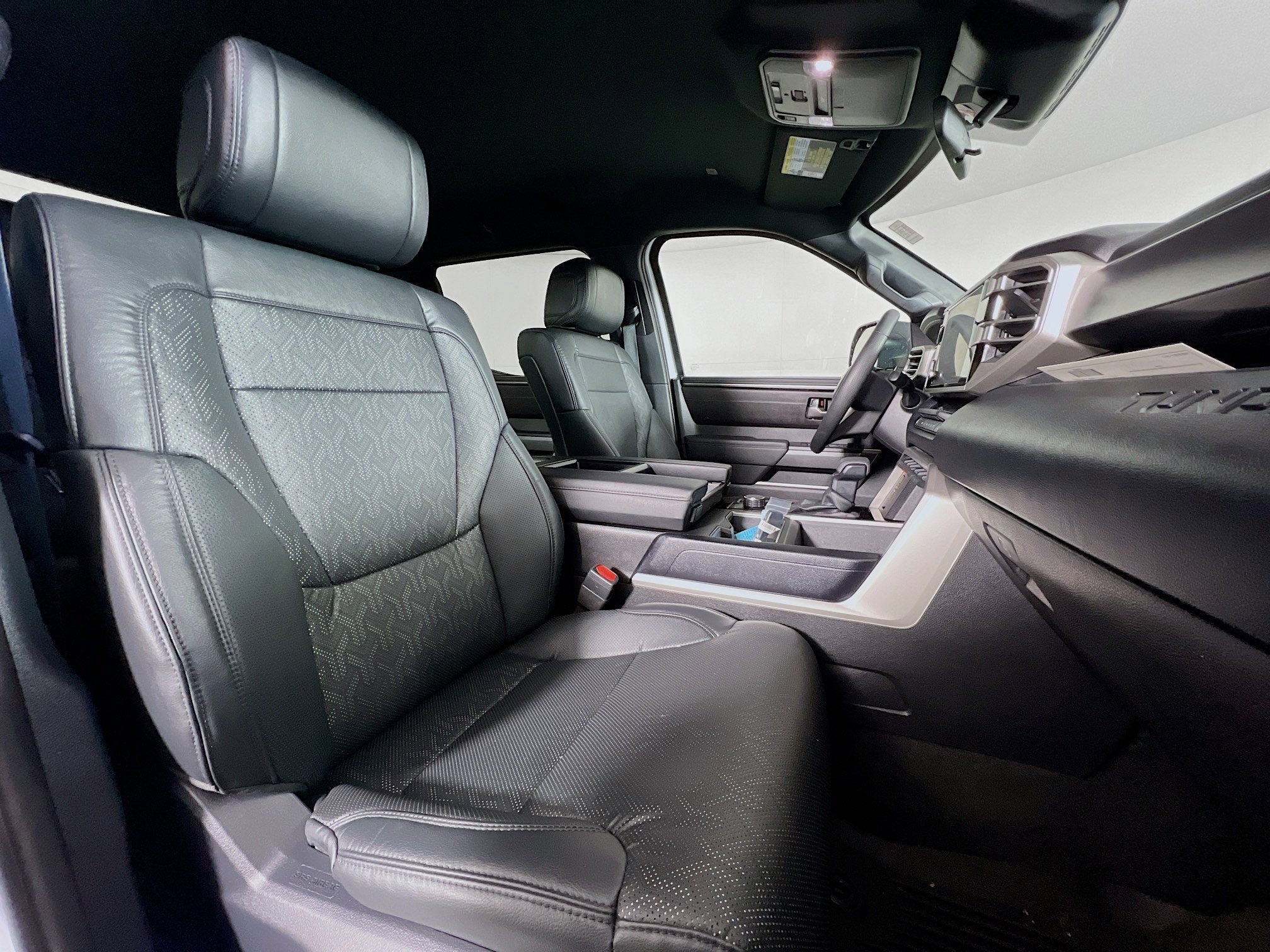 2025 Toyota Tundra 4WD SR5