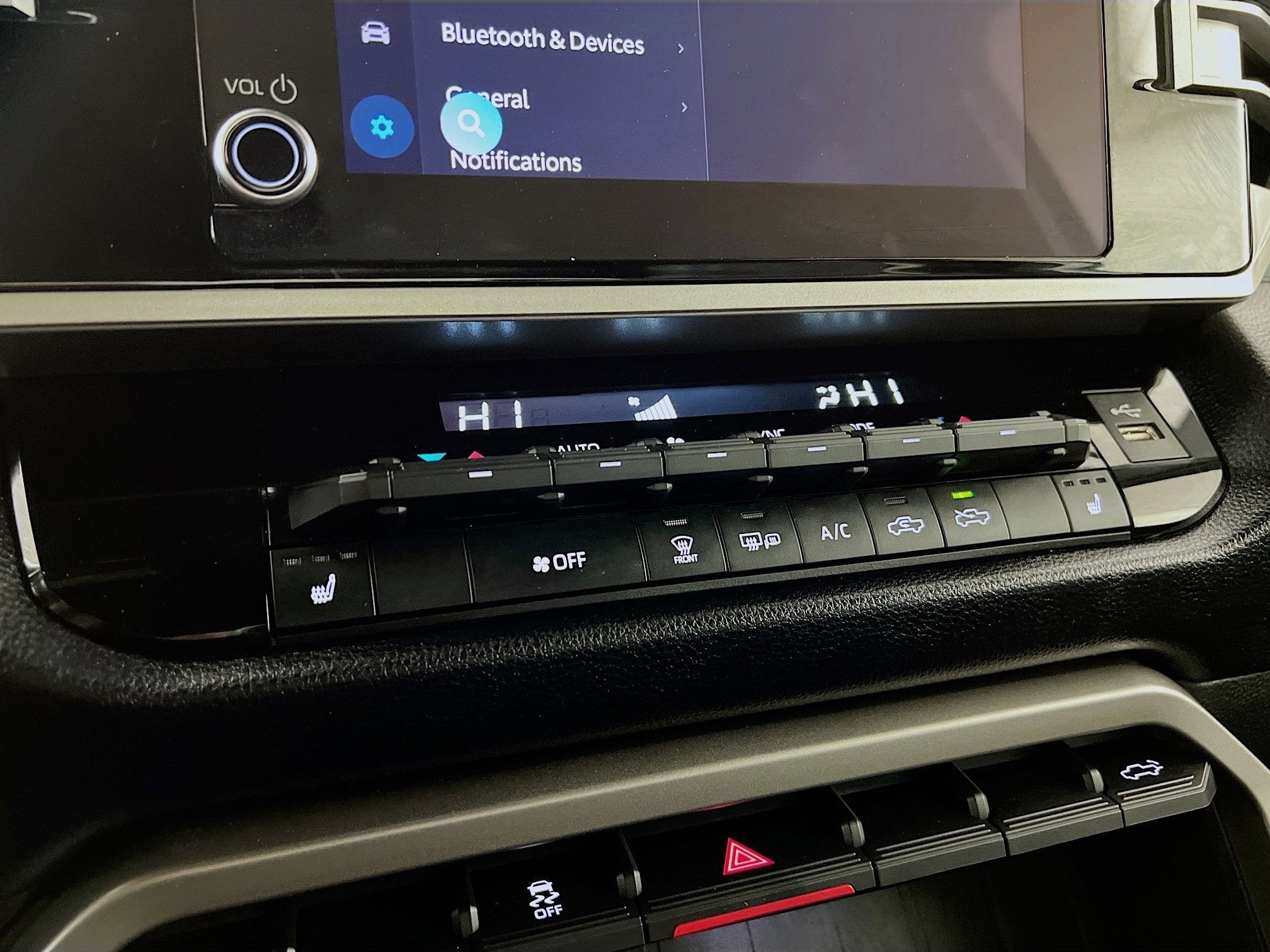 2025 Toyota Tundra 4WD SR5