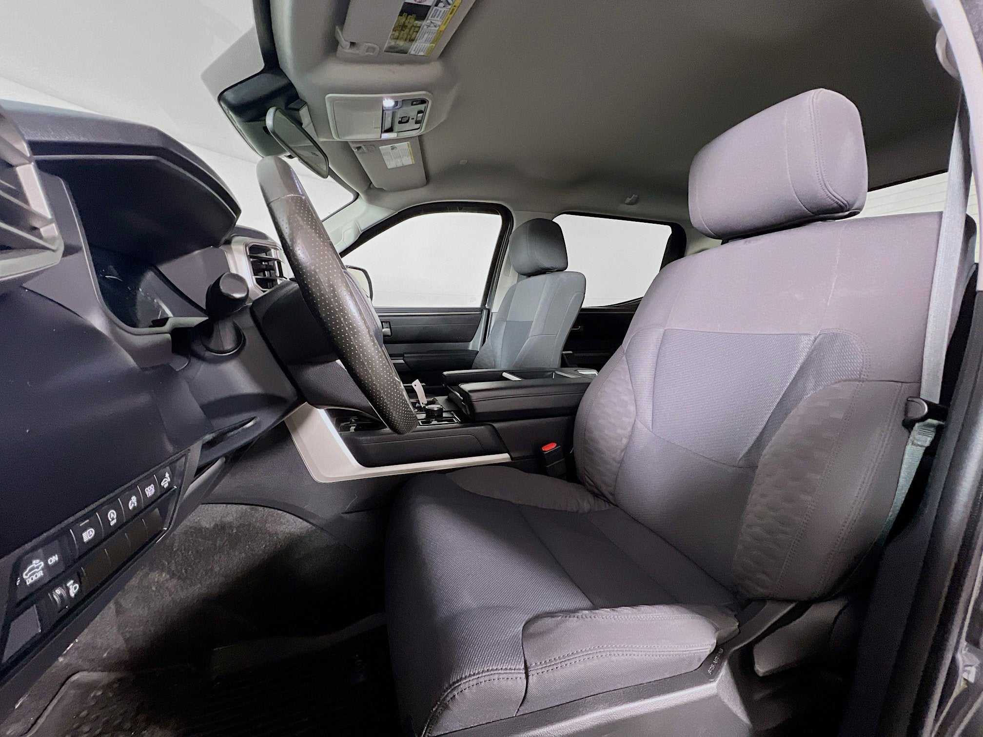 2023 Toyota Tundra 4WD SR5