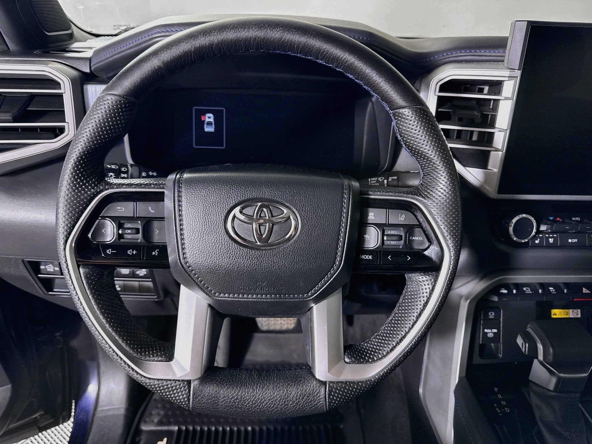 2024 Toyota Tundra Platinum - Photo 12