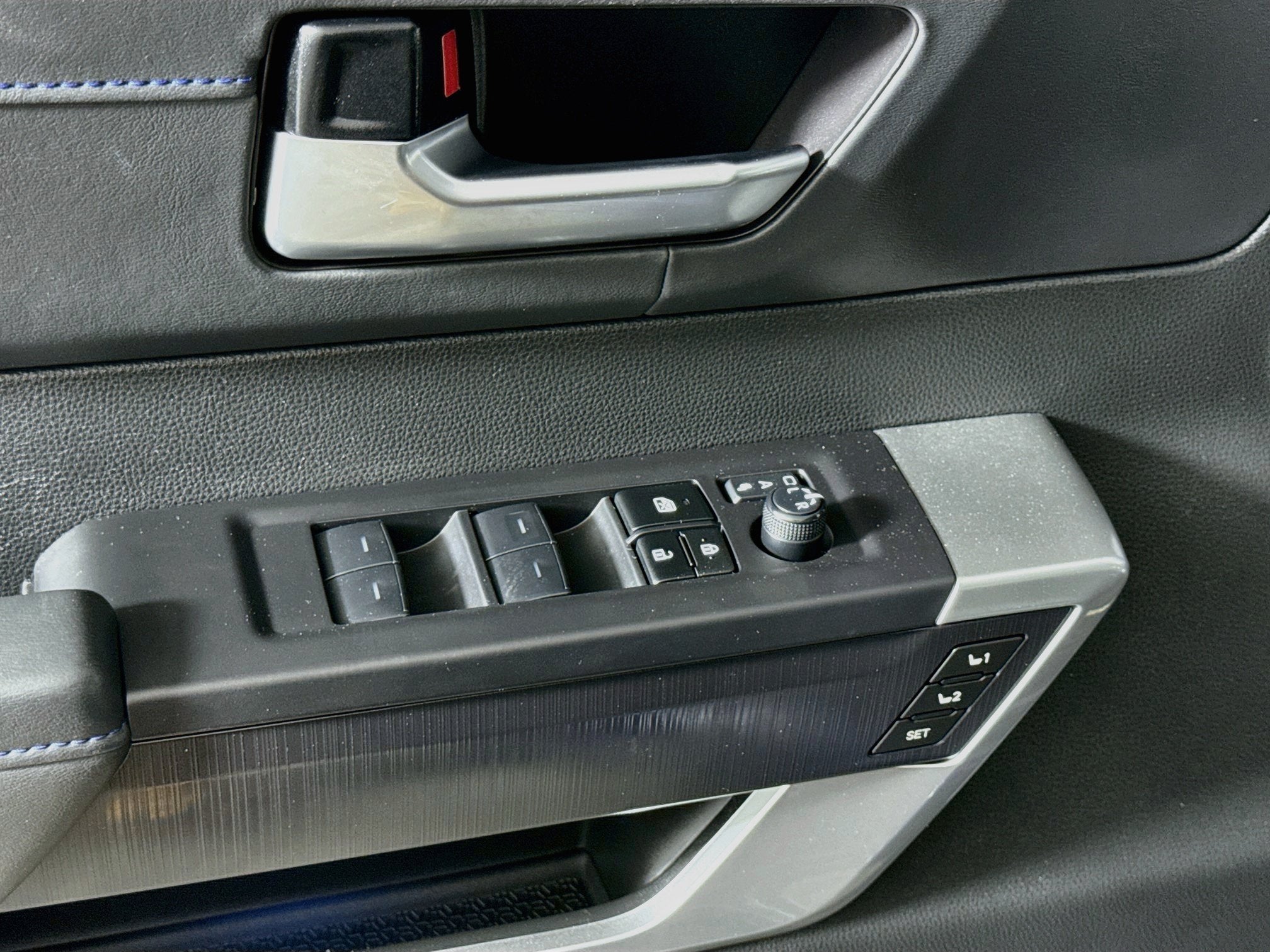 2024 Toyota Tundra Platinum - Photo 19