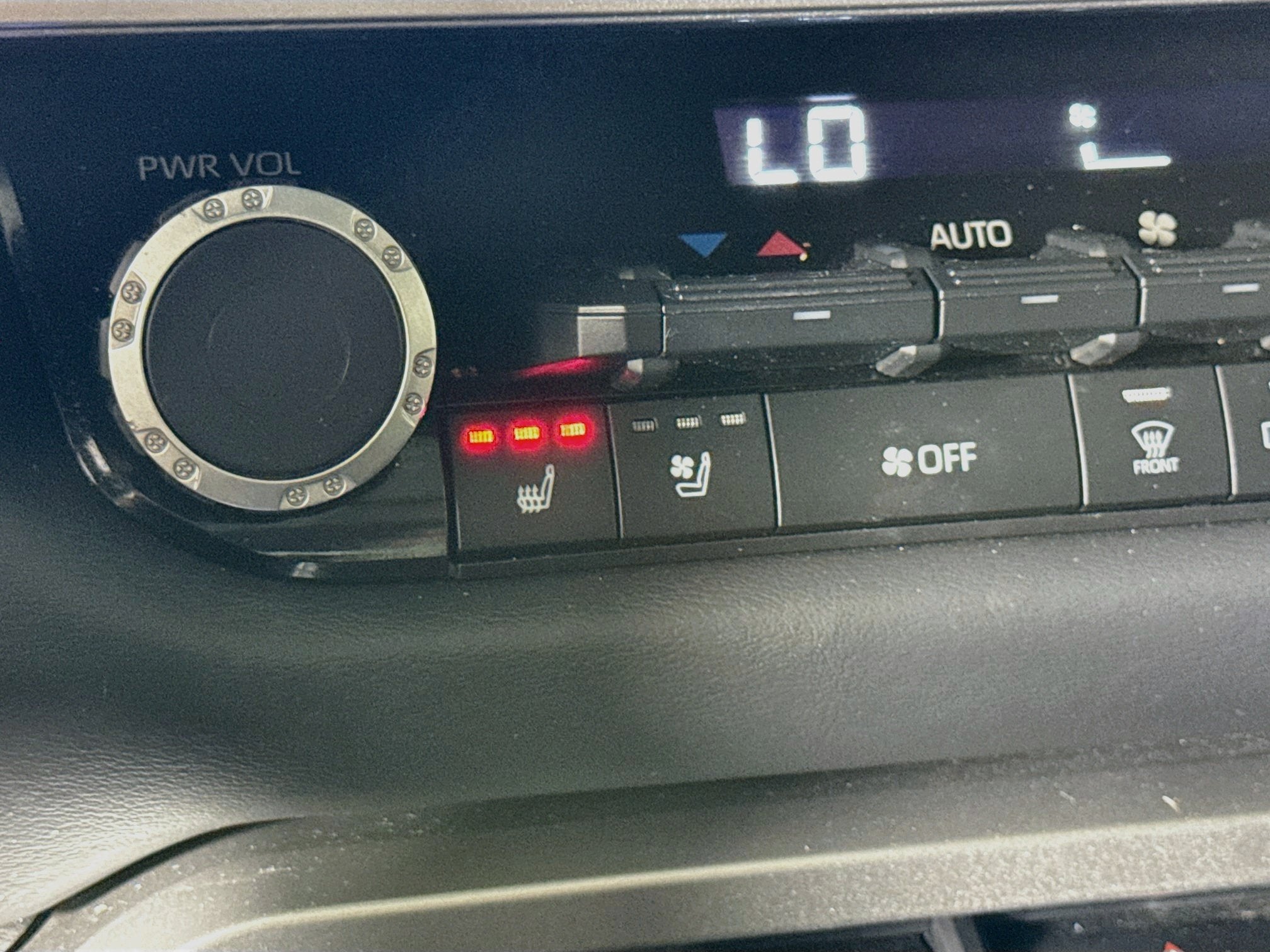 2024 Toyota Tundra Platinum - Photo 21