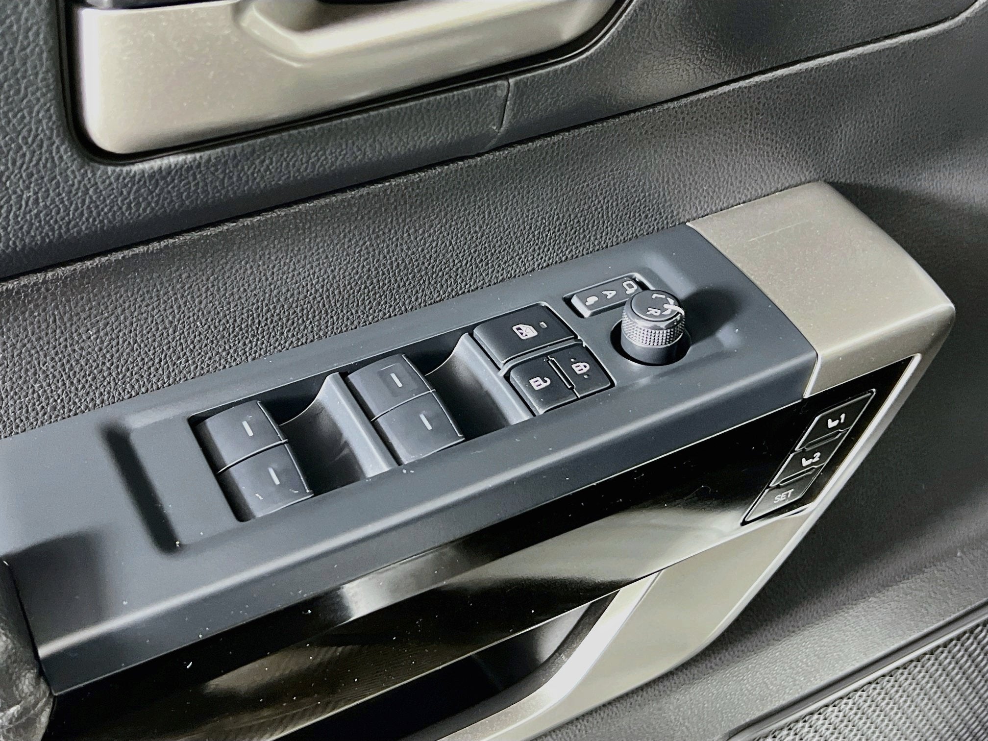 2025 Toyota Tundra 4WD Base