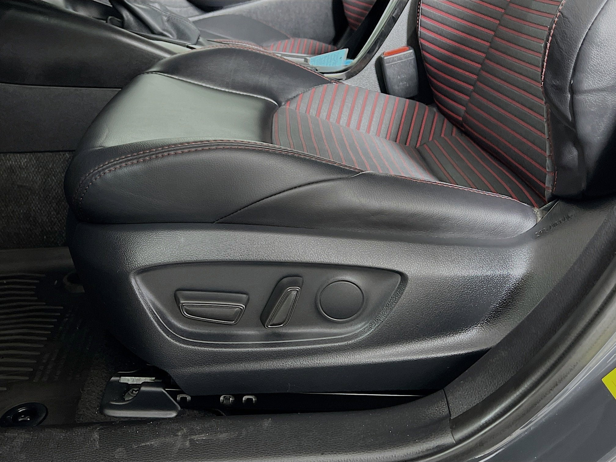 2025 Toyota Corolla XSE