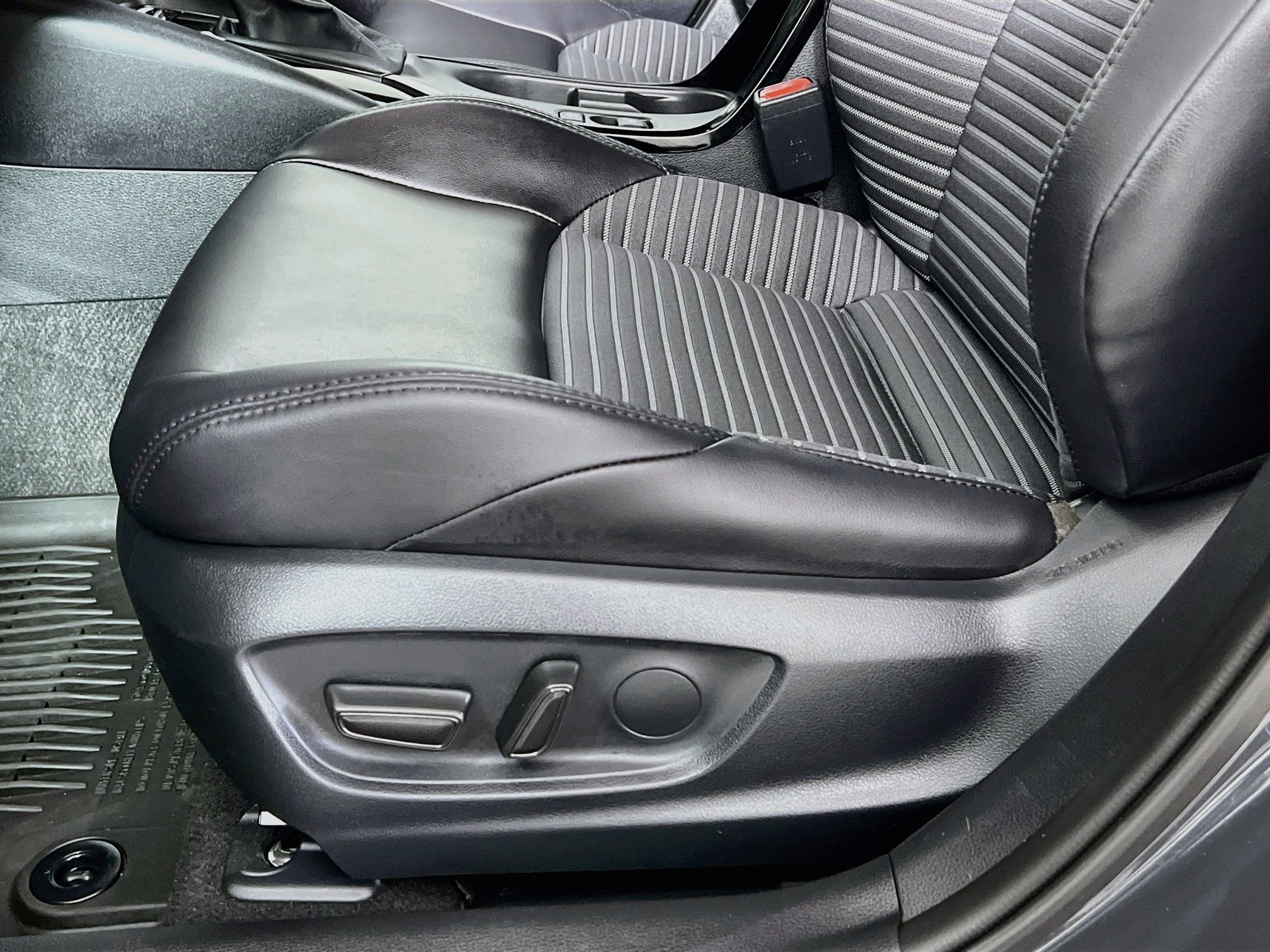 2025 Toyota Corolla XSE
