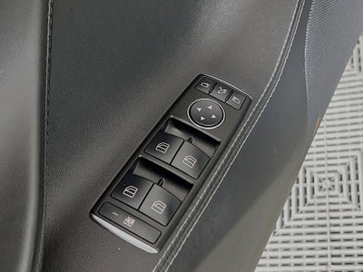 2015 Tesla Model S Base