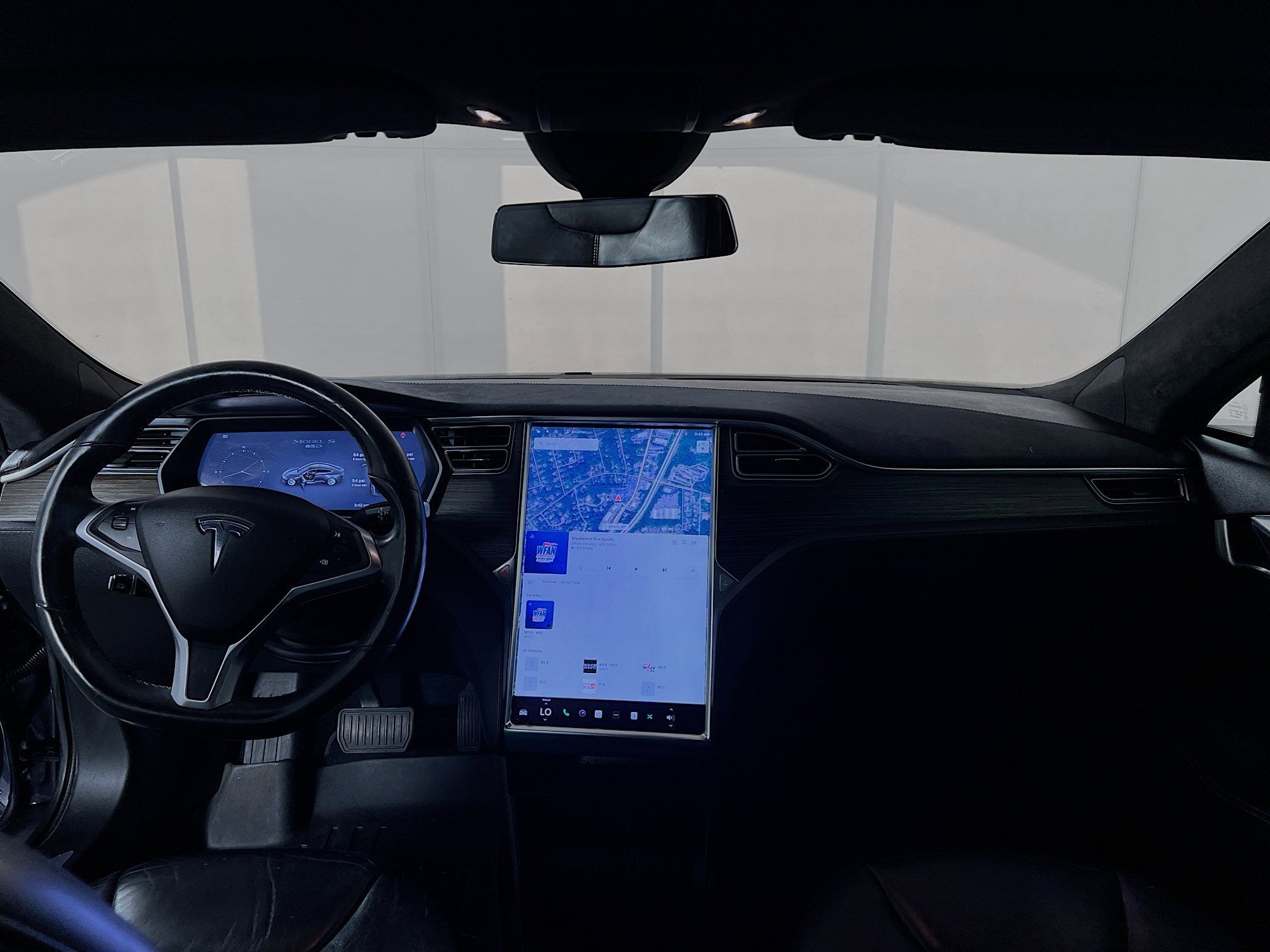 2015 Tesla Model S Base