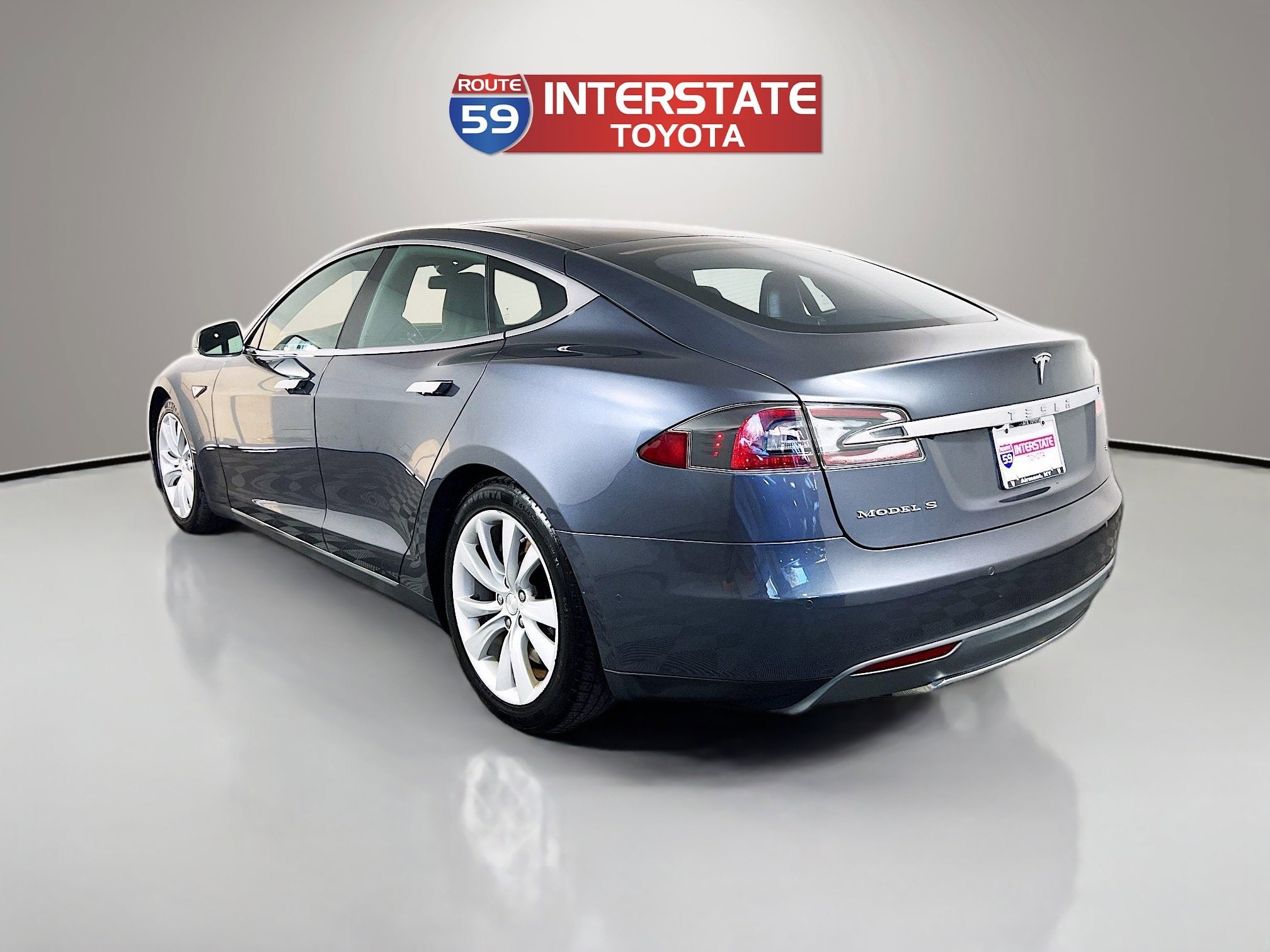 2015 Tesla Model S Base