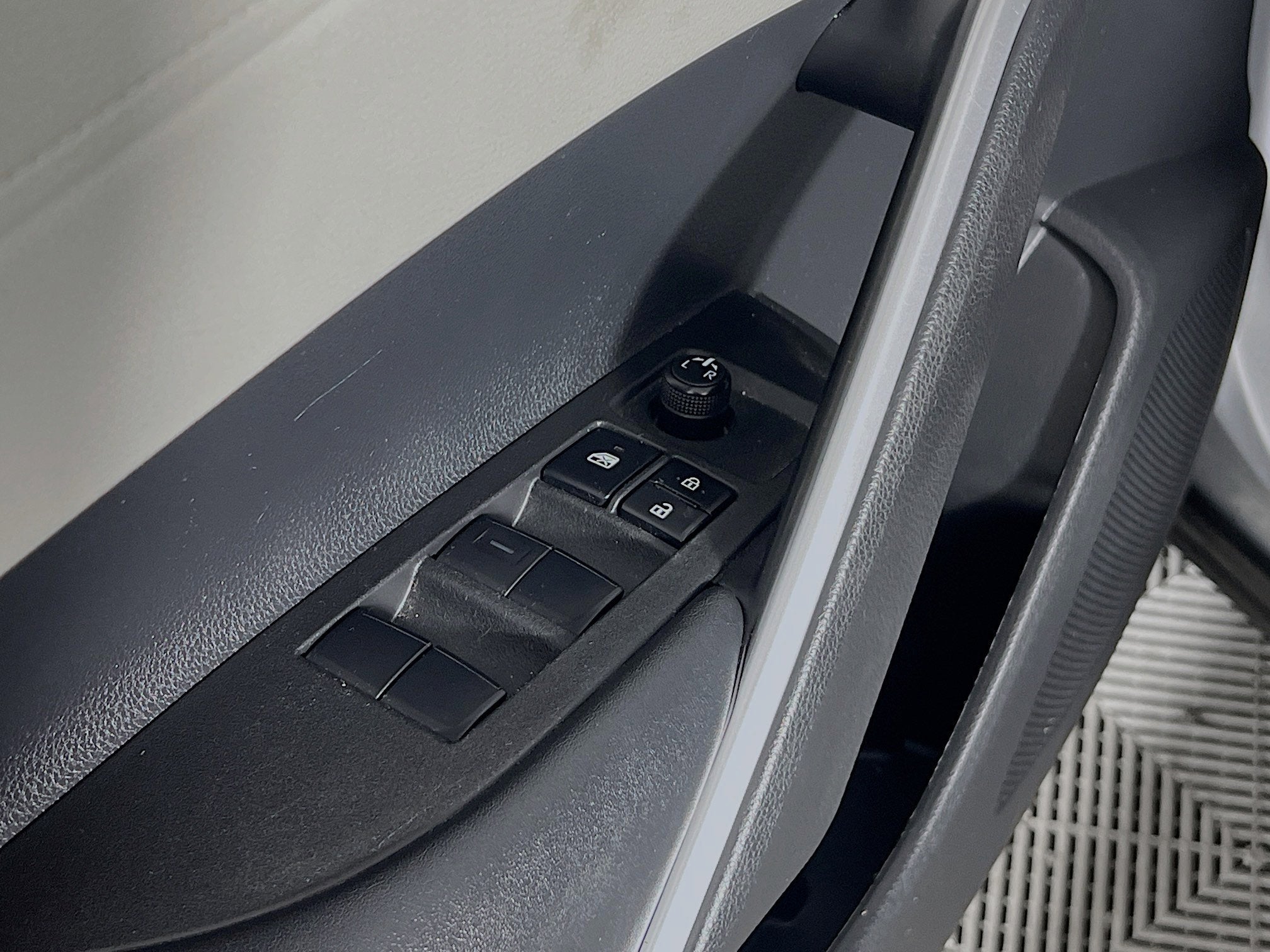 2022 Toyota Corolla Cross L