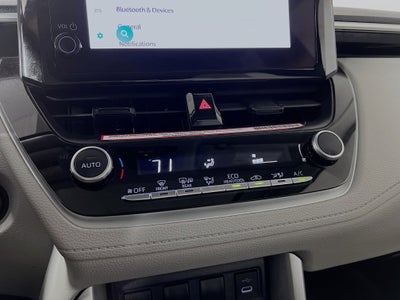 2024 Toyota Corolla Cross LE