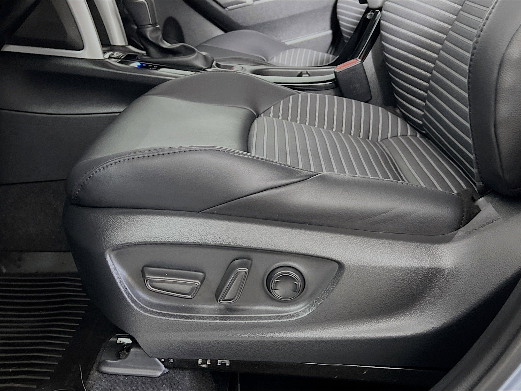 2024 Toyota Corolla Cross Base