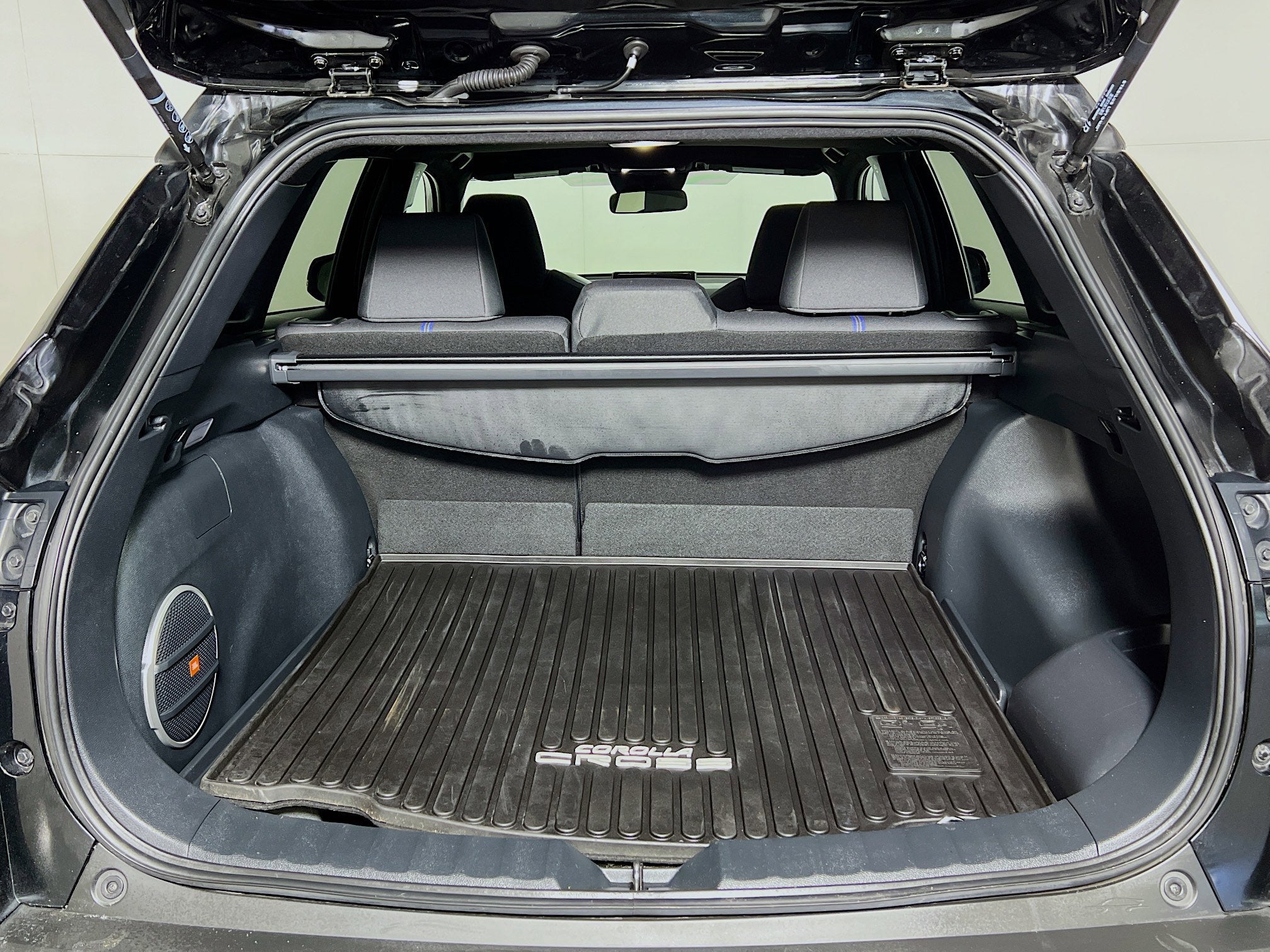 2024 Toyota Corolla Cross Hybrid SE