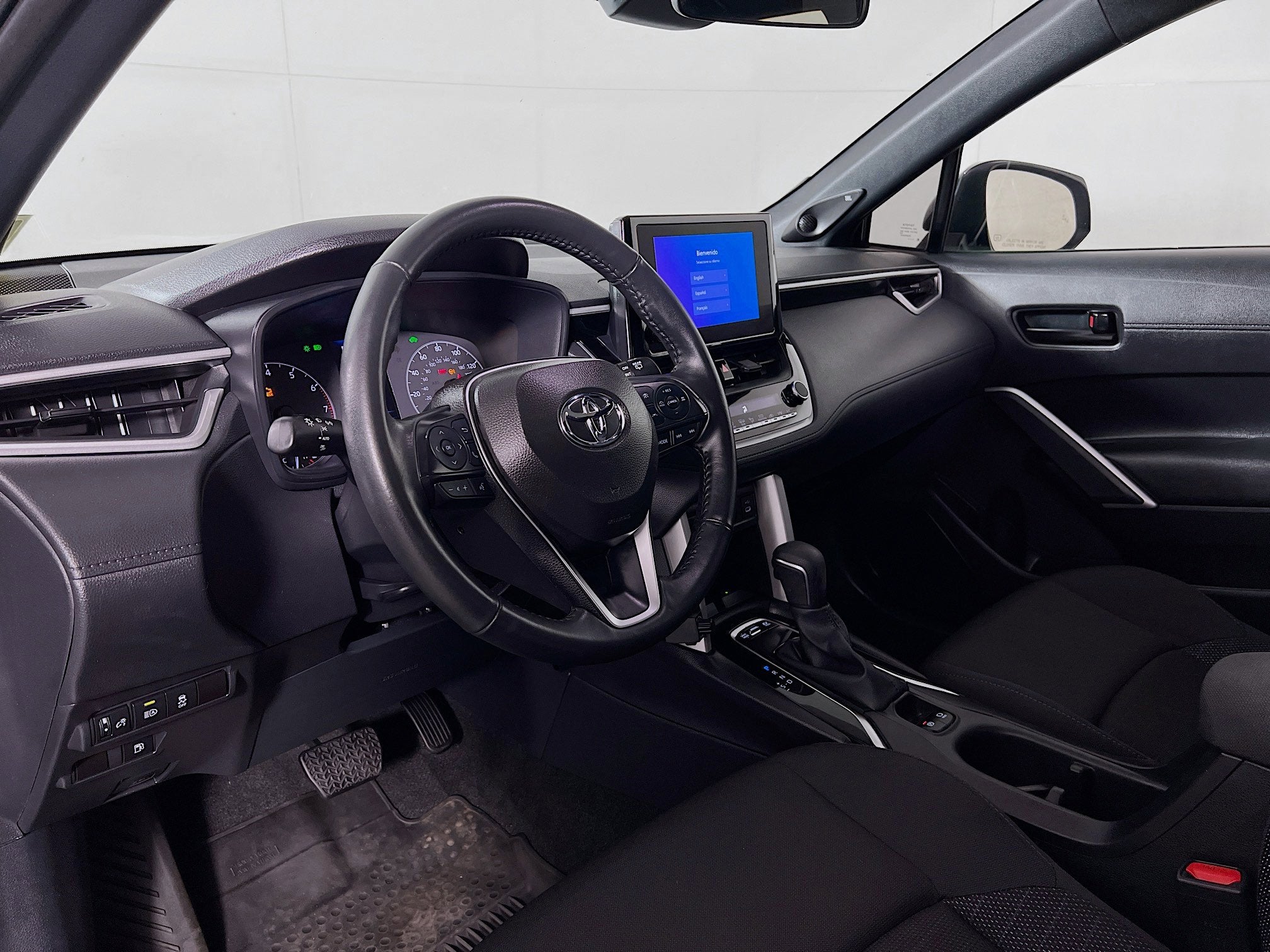 2024 Toyota Corolla Cross Hybrid SE
